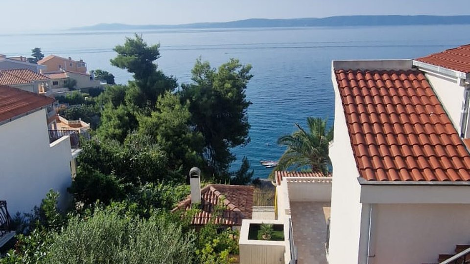 Luksuzni dvoetažni stan s bazenom 60 m od plaže - Čiovo, Trogir!