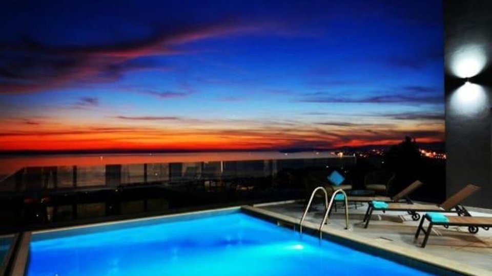 Luxury villa with a panoramic view of the sea in the vicinity of Split!