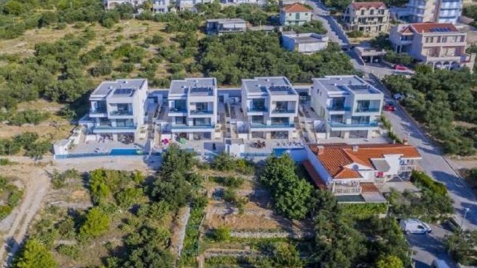 Casa, 350 m2, Vendita, Makarska - Veliko Brdo