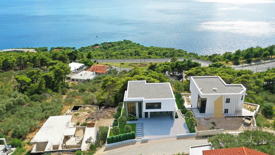 Nuova villa di lusso con vista panoramica sul mare a Brela!