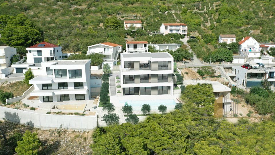 New luxury villa with panoramic sea view in Brela!
