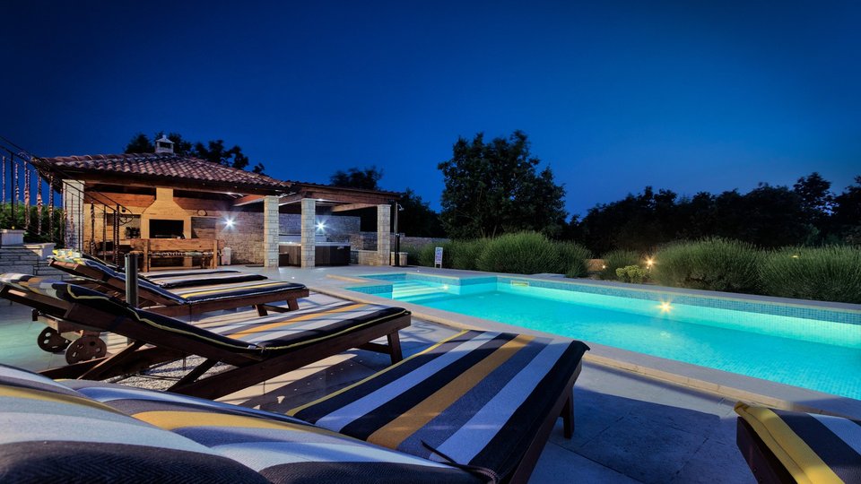 Prekrasna vila s bazenom u središnjoj Istri - Štokovci!