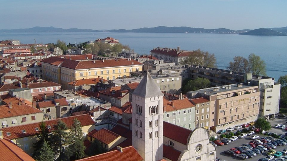 Casa, 1000 m2, Vendita, Zadar - Diklo