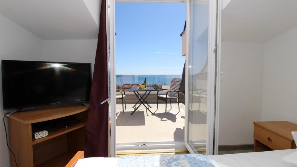 Apartment house with sea view on the island of Pag!