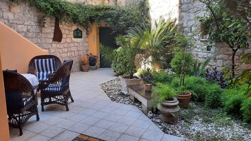 Beautiful stone house in the center of Stari Grad on the island of Hvar!