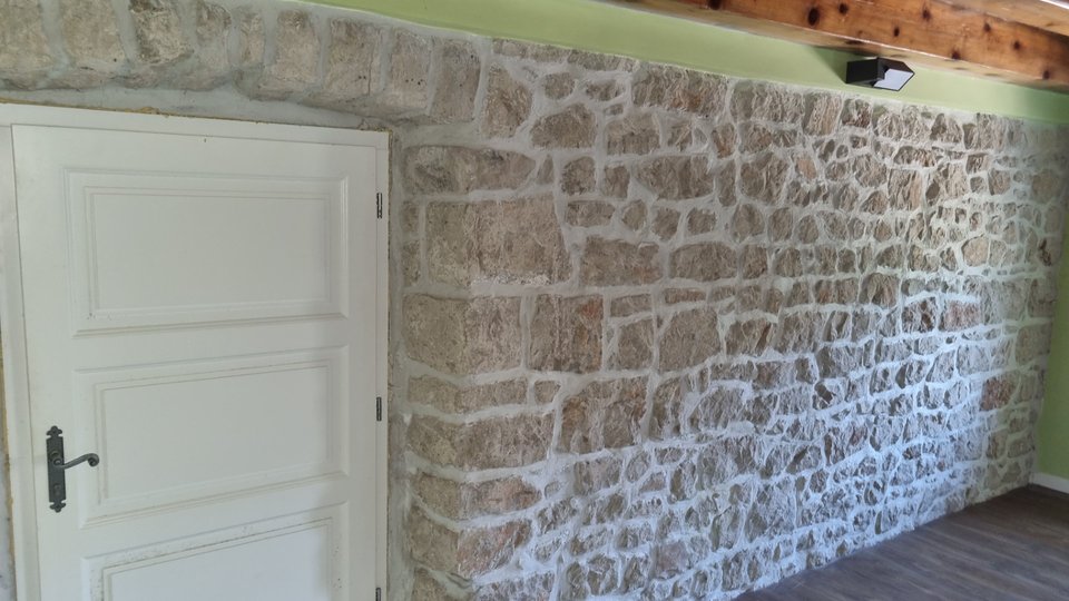 Красивая отремонтированная каменная вилла недалеко от Дубровника!