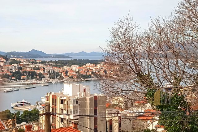 Дом с большим потенциалом и прекрасным видом на море - Дубровник!