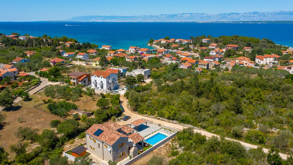 Luxuriöse Steinvilla mit wunderschönem Meerblick auf der Insel Ugljan!
