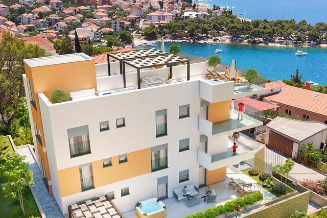 Luxury penthouse with a roof terrace and a view of the sea - the island of Čiovo!