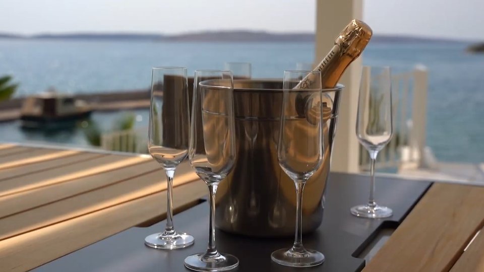 Luxury designer villa 1st row to the sea near Zadar!
