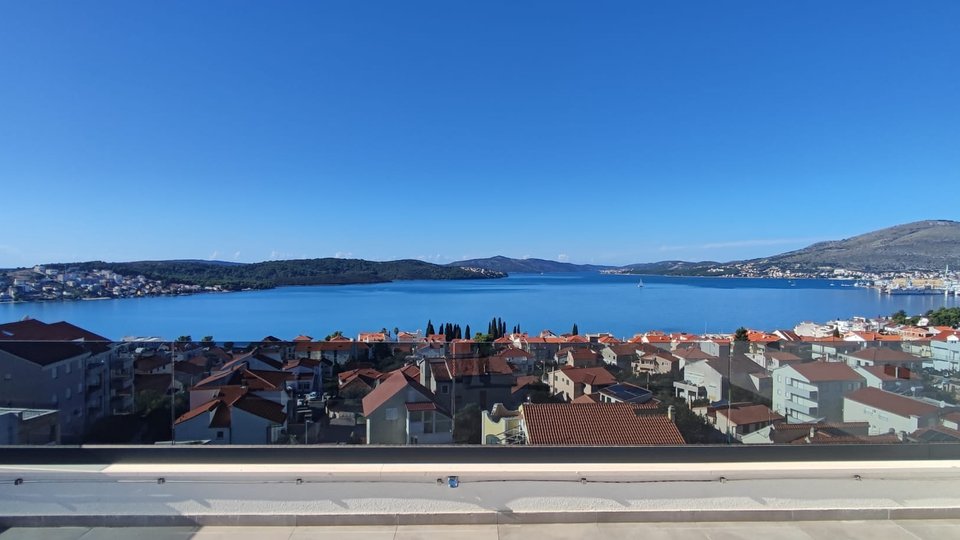 Luxury penthouse with a fantastic view of the sea on the island of Čiovo!