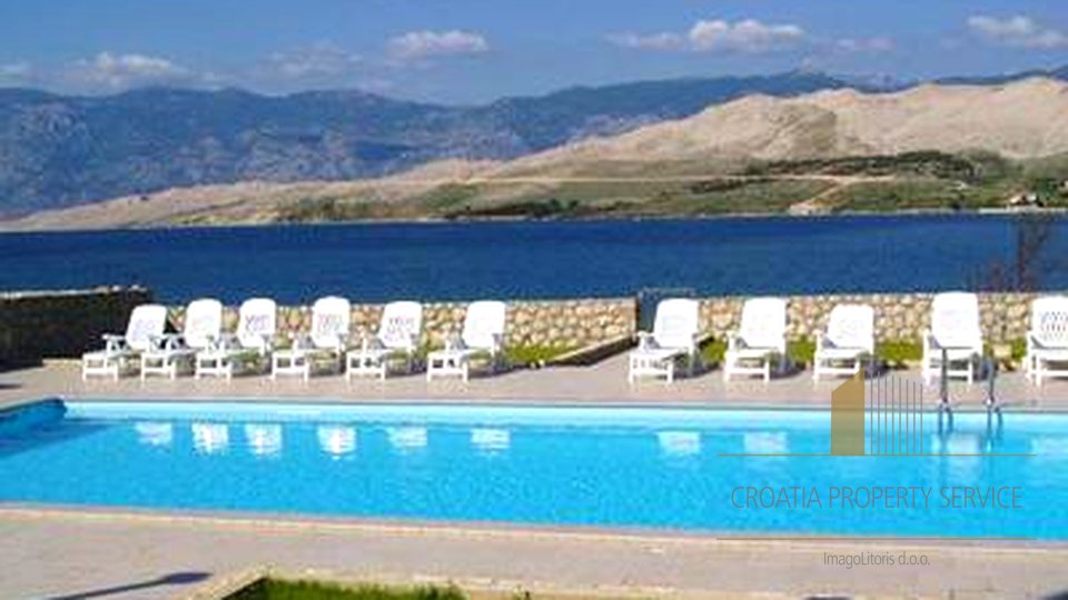 Hotel, 710 m2, For Sale, Pag