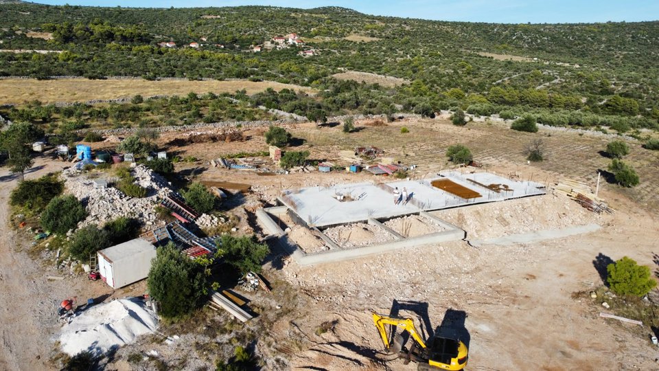 Land with family farm under construction with a panoramic view over Rogoznica!
