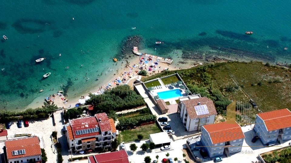 Hotel, 710 m2, For Sale, Pag