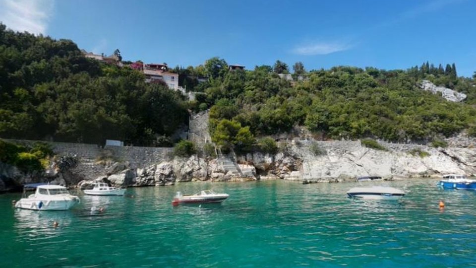 Красивая вилла в 1-м ряду от моря и прекрасного пляжа в окрестностях Дубровника!