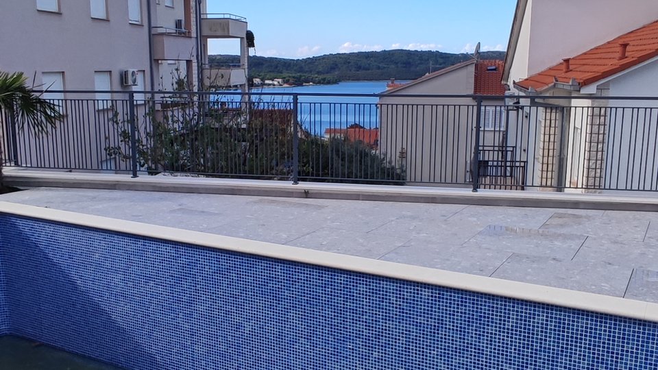 Luxusvilla mit Pool 400 m vom Strand entfernt auf der Insel Čiovo!