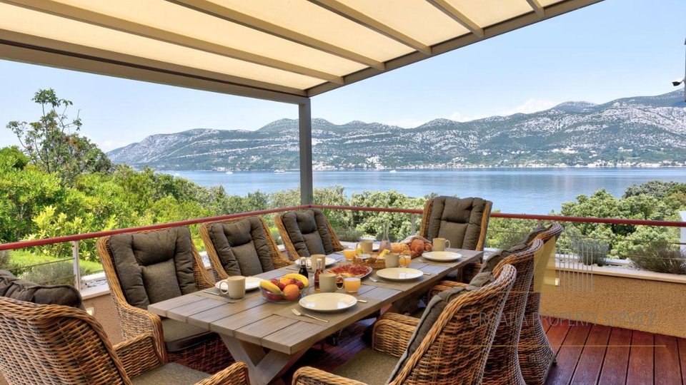 Two luxurious villas of exceptional design with a wonderful view of the sea - the island of Korčula!