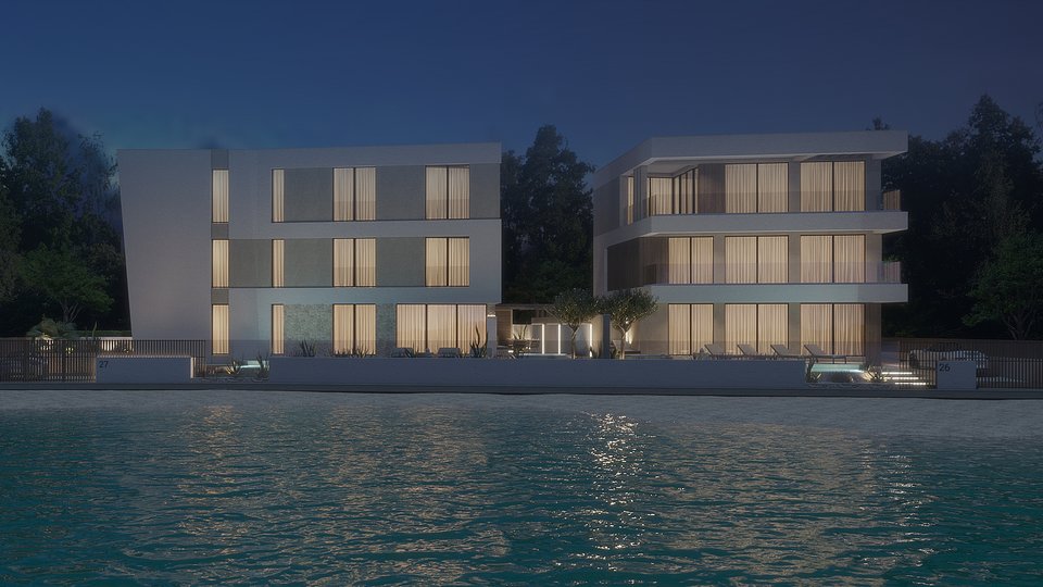 Moderne Luxusvilla in erster Reihe zum Meer in Sukošan!