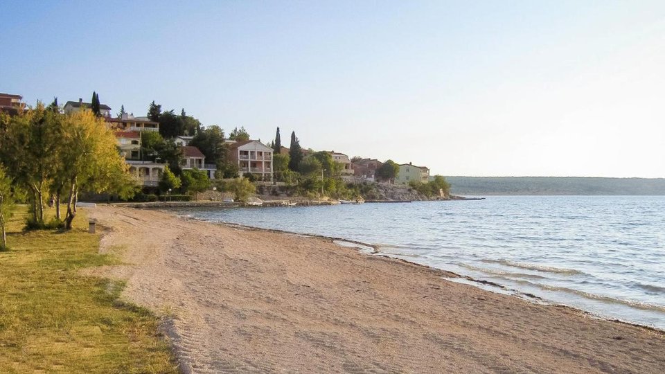 Enchanting Seaside Apartment House in Posedarje - Your Perfect Retreat by the Adriatic Sea"