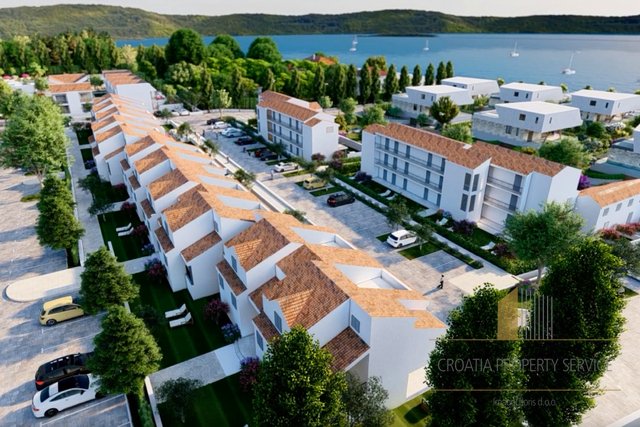 Spacious apartment with garden in a luxury resort 100 m from the sea - Sv. Filip Jakov!