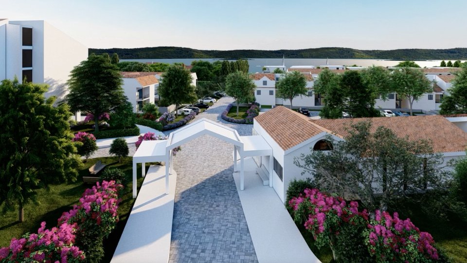 Enosobno stanovanje z vrtom v luksuznem letovišču 100 m od morja - Sv. Filip Jakov!