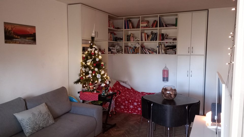 Wohnung von 60 m2 in toller Lage im weiteren Stadtzentrum - Split!