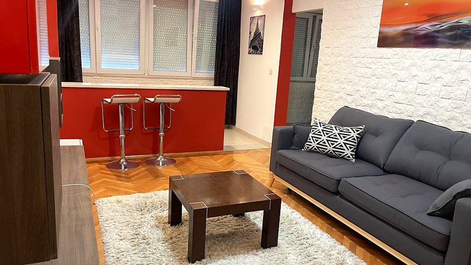 Modern apartment in an attractive location in the wider city center - Split!
