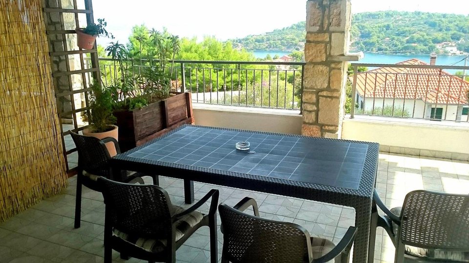 A beautiful apartment house with a view of the sea on the island of Šolta!