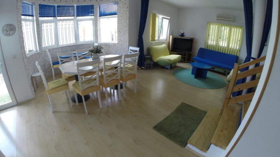 Impressive apartment villa second row next to the beach on the island of Čiovo!