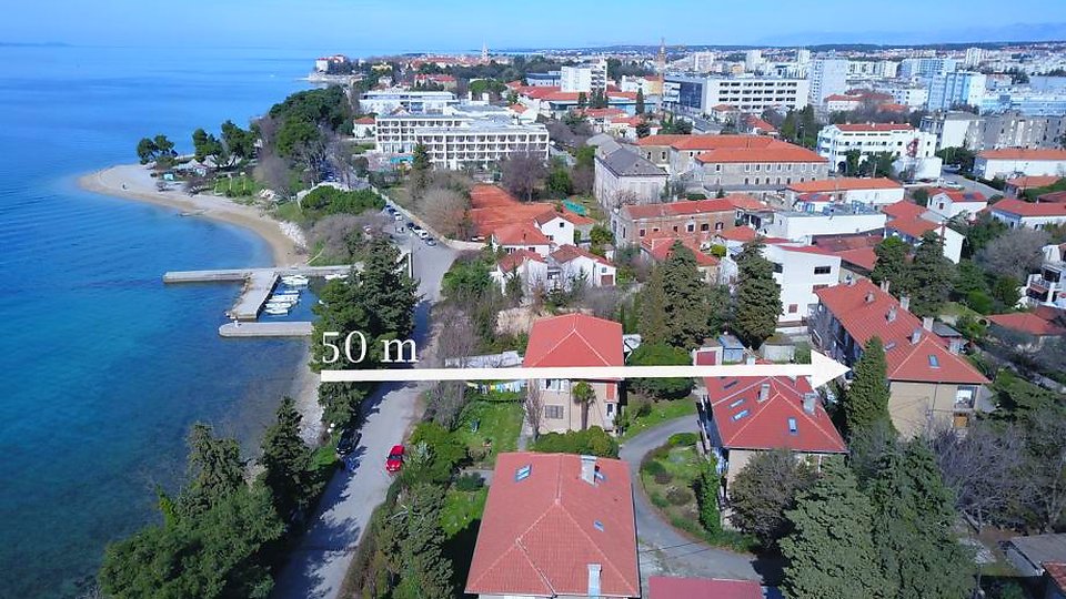 Spacious two-story apartment in an exceptional location 50 m from the sea in Zadar!