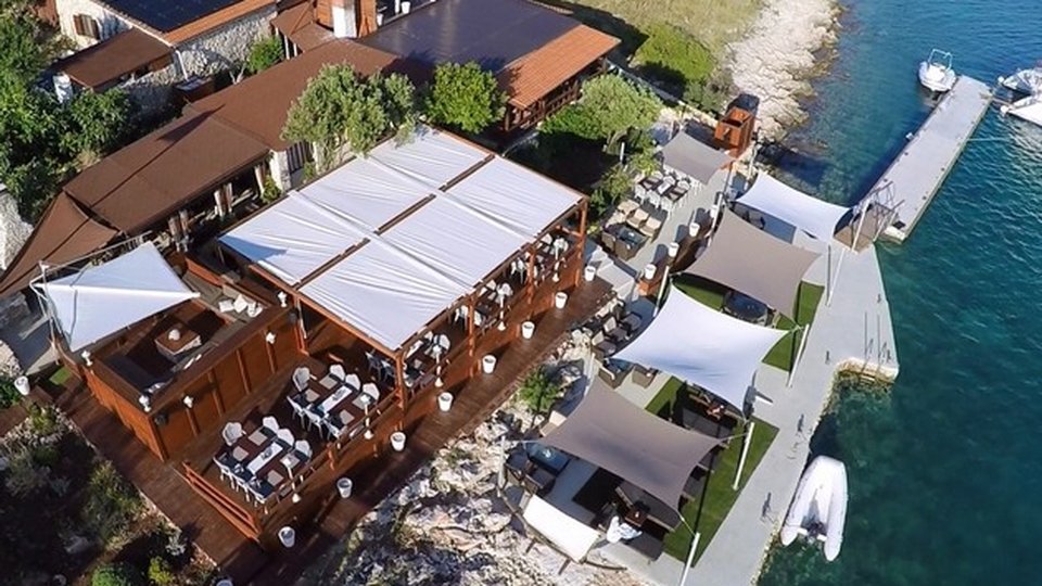 Ресторан и лаунж-бар в первом ряду у моря - Национальный парк Корнати!