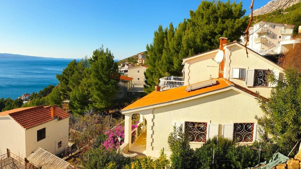 Wunderschöne mediterrane Villa mit Meerblick - Omiš!