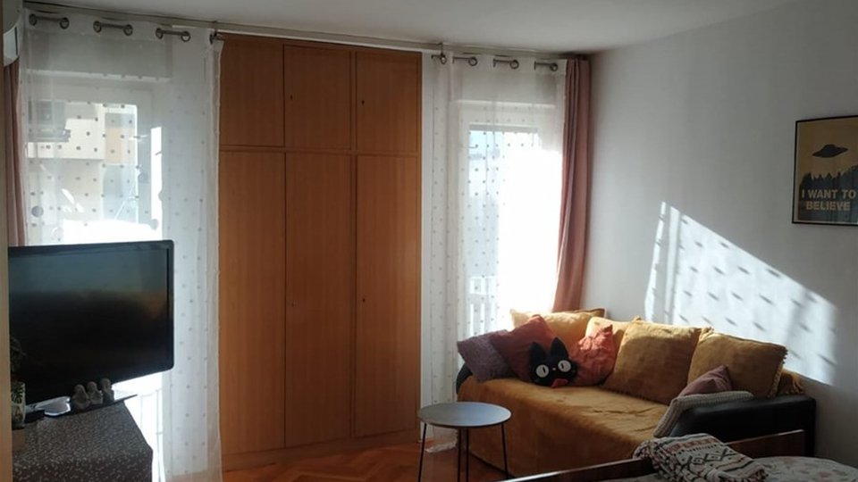 One bedroom apartment in a great location in a quiet neighborhood in Split!
