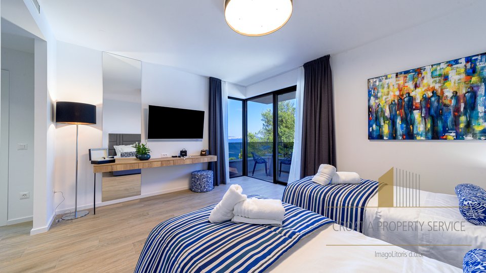 Complex with three luxurious villas with a panoramic view of the sea - Marina, Trogir!