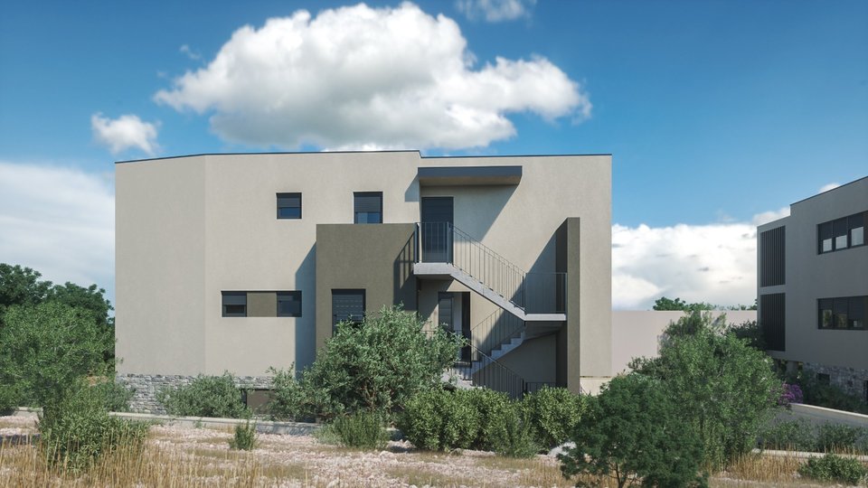 Moderne Wohnung mit Garten in einem neuen Gebäude 400 m vom Strand entfernt in der Nähe von Šibenik!