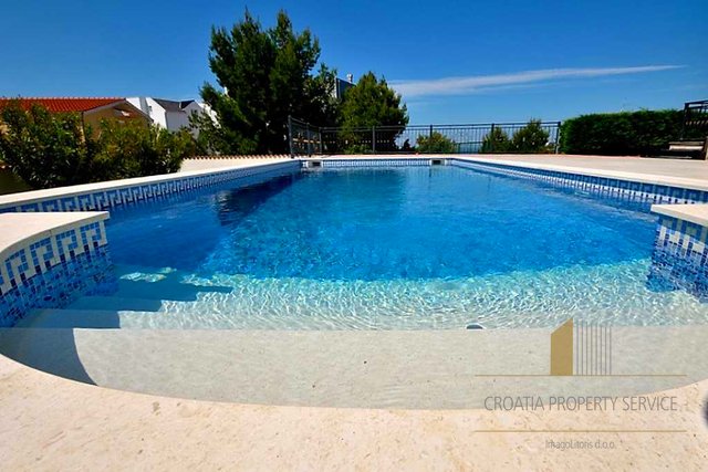 Four apartments in a beautiful villa with an enchanting view of the sea - Primošten!