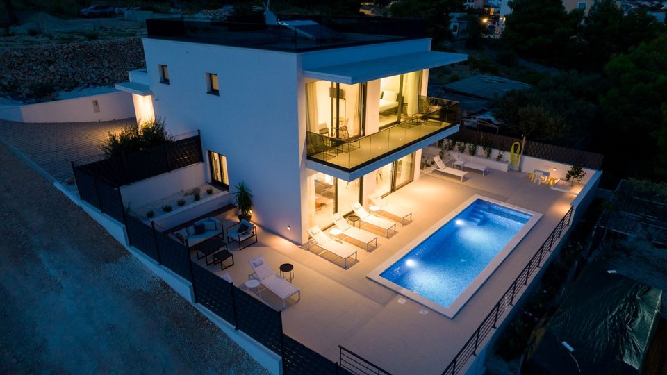 New luxury villa with a beautiful sea view - Čiovo!