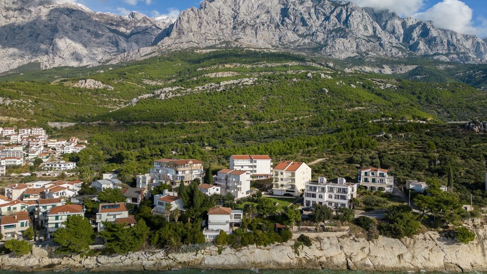 Attractive apartments second row from the sea on the Makarska Riviera!