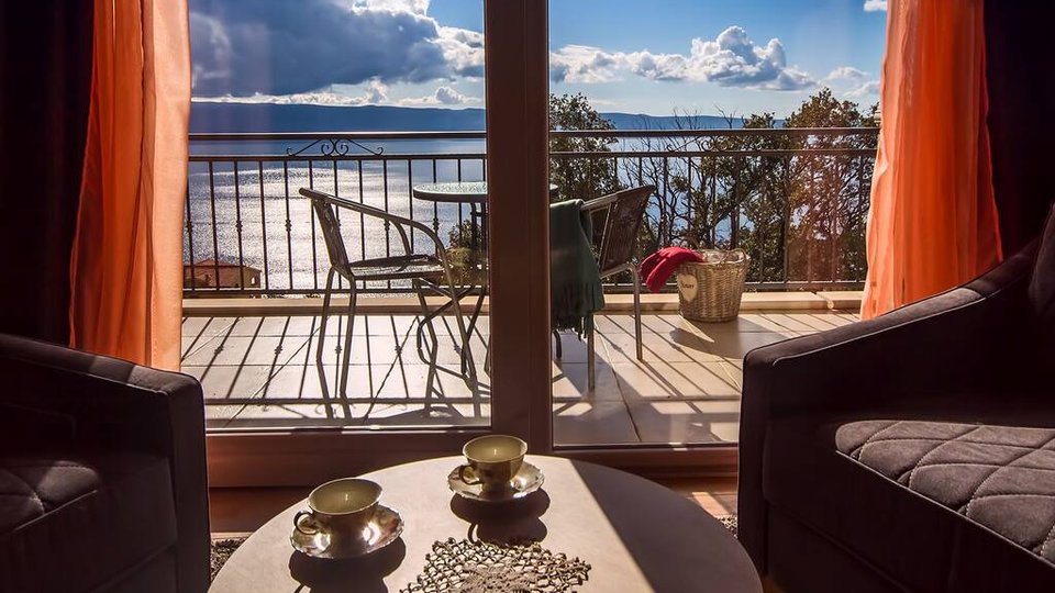 Эксклюзивная вилла с панорамным видом на море в окрестностях Сплита!