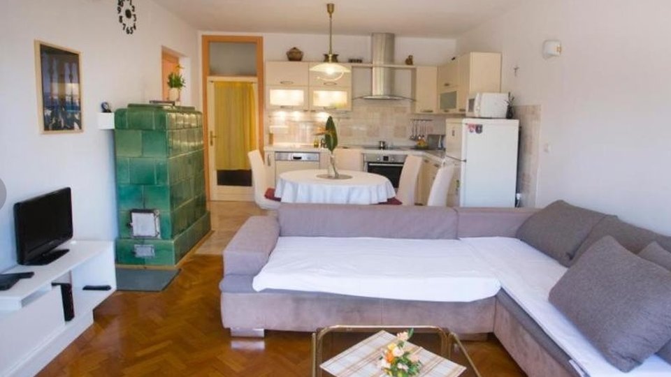 Exklusive Wohnung 250 m vom Strand entfernt im Zentrum von Split!