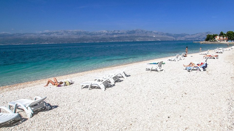Building plot 80 m from the sea in Supetar on the island of Brač!