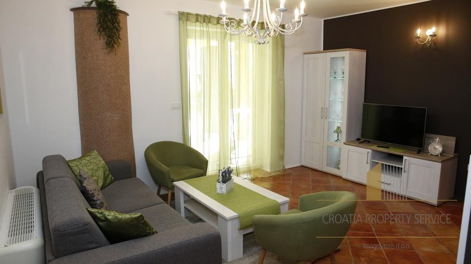 House, 850 m2, For Sale, Vodice