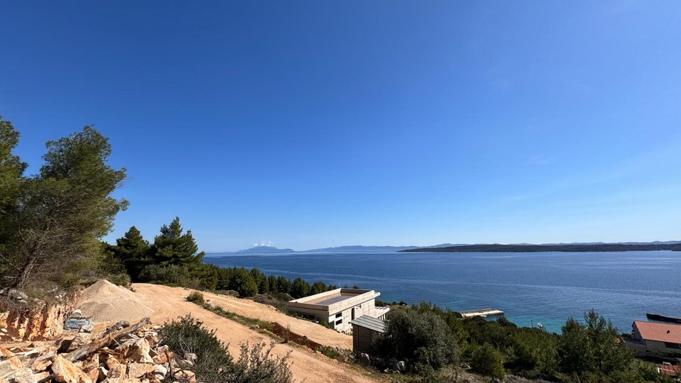 Exclusive land with an open sea view on the island of Hvar!