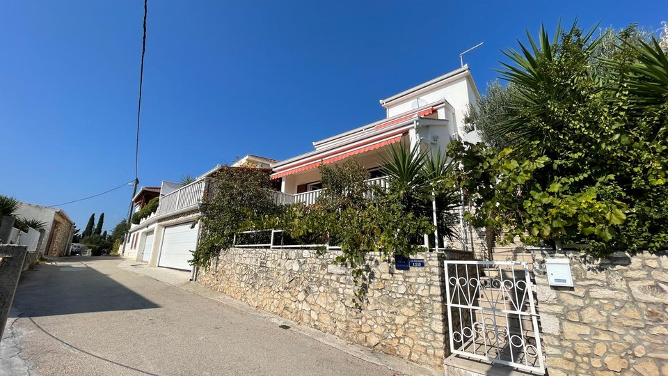 Beautiful apartment house second row to the sea near Trogir!