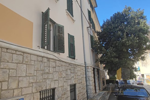 Apartment with great potential in the center of Split!