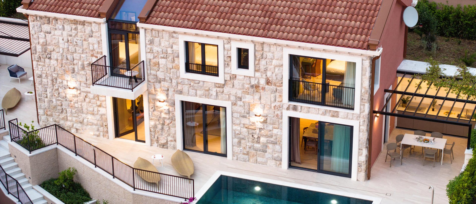 Luxury stone villa on the first row by the sea near Dubrovnik!