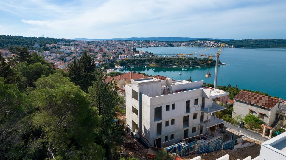 Wohnung in einem Neubau mit wunderschönem Blick auf das Meer - die Insel Čiovo!