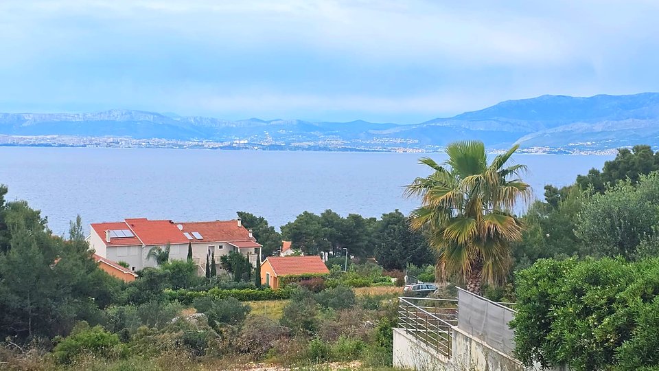 Land with project and permit for a luxury villa with incredible sea view - Sutivan, Brač!