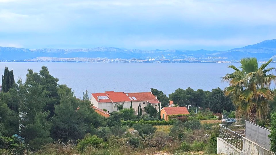Zemljišče s projektom in dovoljenjem za luksuzno vilo z neverjetnim pogledom na morje - Sutivan, Brač!
