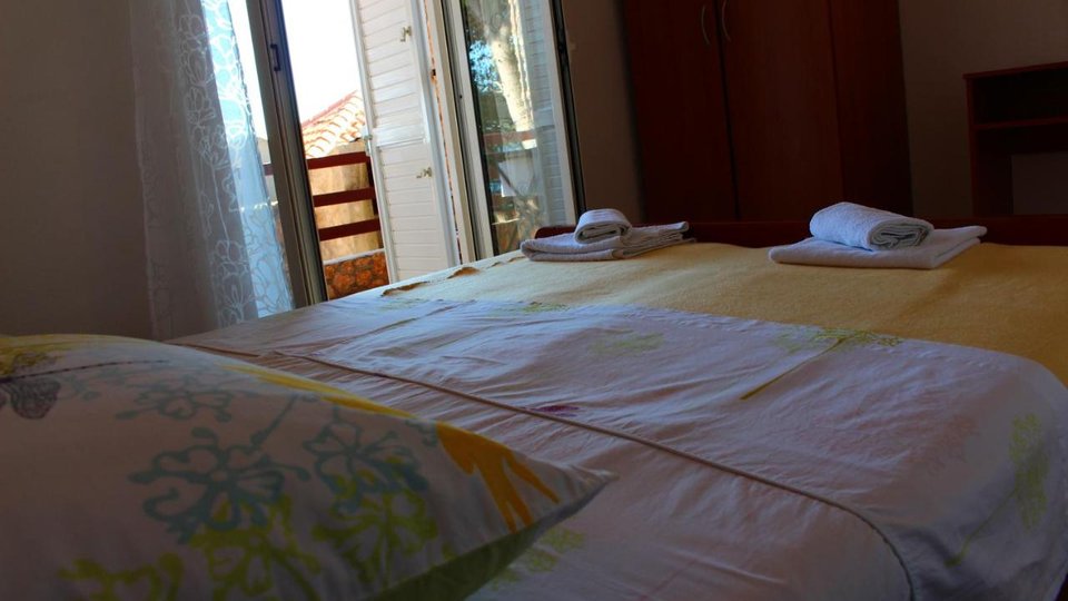 Attractive pension in an exclusive location by the sea on the island of Hvar!